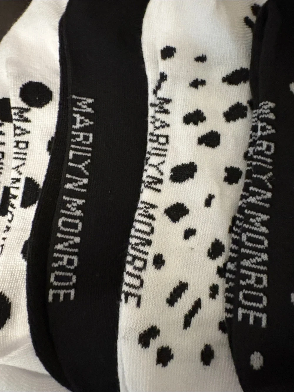 Marilyn Monroe 4 piece No show Socks Women’s Black & White Shoe Size 7-11